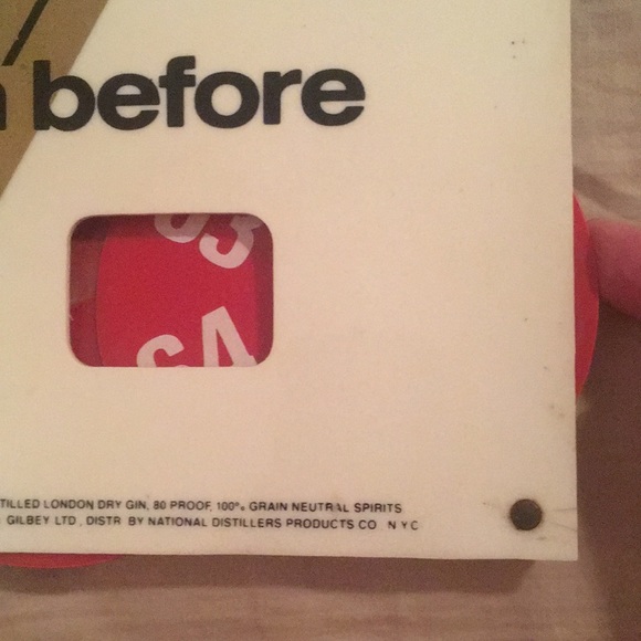 Gilbey’s Gin Vintage Born Before Bar Sign c. 1960s - Picture 6 of 12